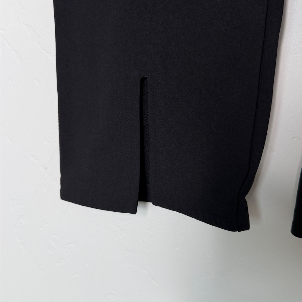 Athleta Wander Slim Straight Crop Pants Black Split Hem Size 6 Travel Work - Picture 4 of 7